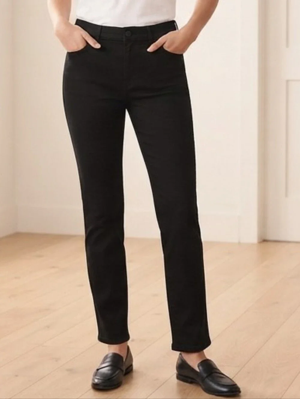 White House Black Market Black Slim Leg Career Pants Size 8R Office Minimalist
